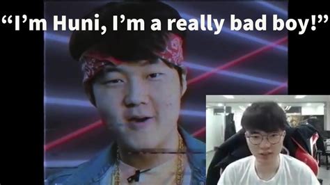 faker watches huni commercial|Faker plays with Huni, laughs like a 5 year old (eng) .